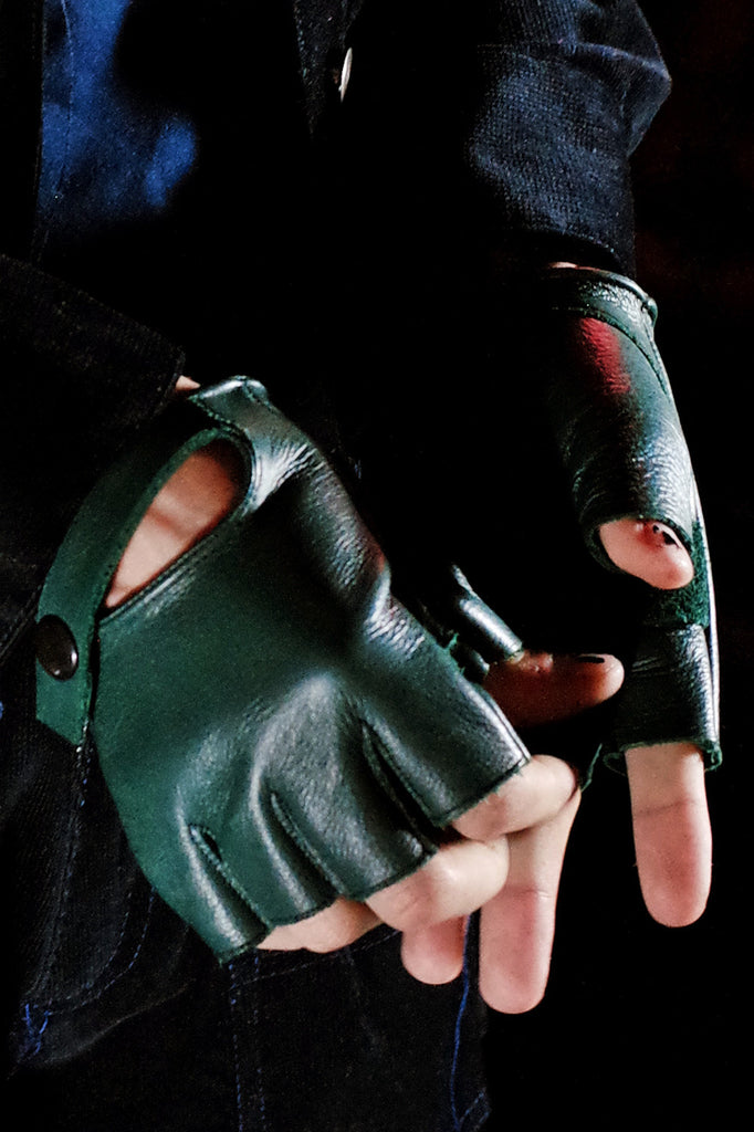 Acc. 10 - Fingerless Gloves