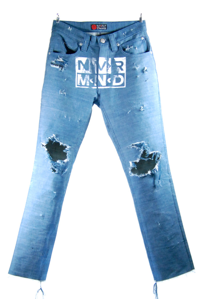 Mod. 8 - Distressed NVR MND Jeans